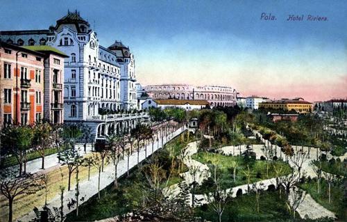 Hotel Riviera in Pula rond 1900